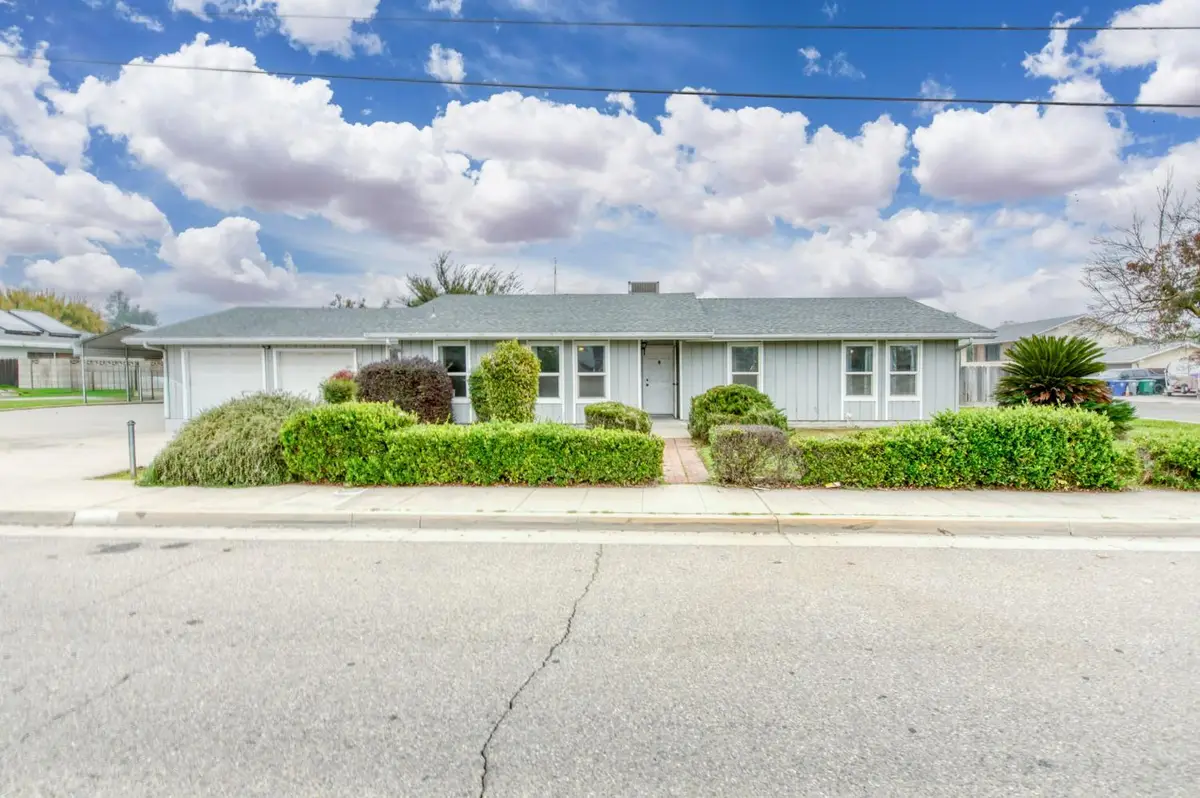 3654 Thompson Avenue, Selma, CA 93662 - Image #1