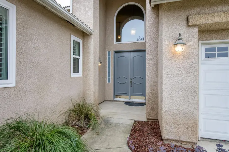 1822 N Magnolia, Clovis, CA 93619 - Image #3