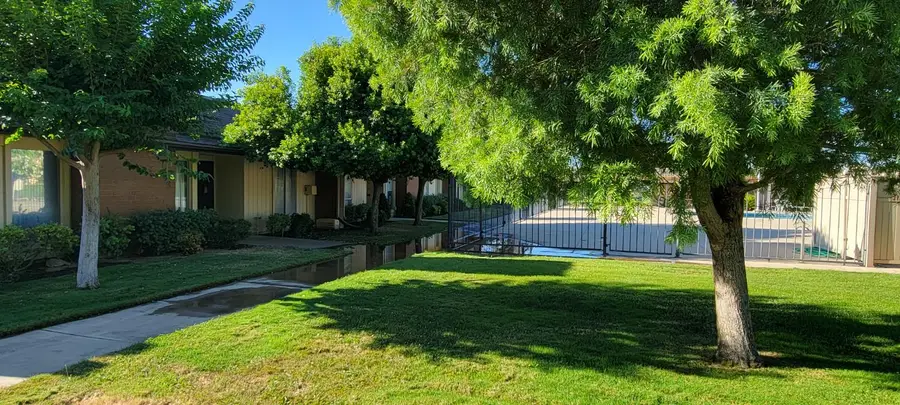 945 S Clovis Avenue #H, Fresno, CA 93727 - #3