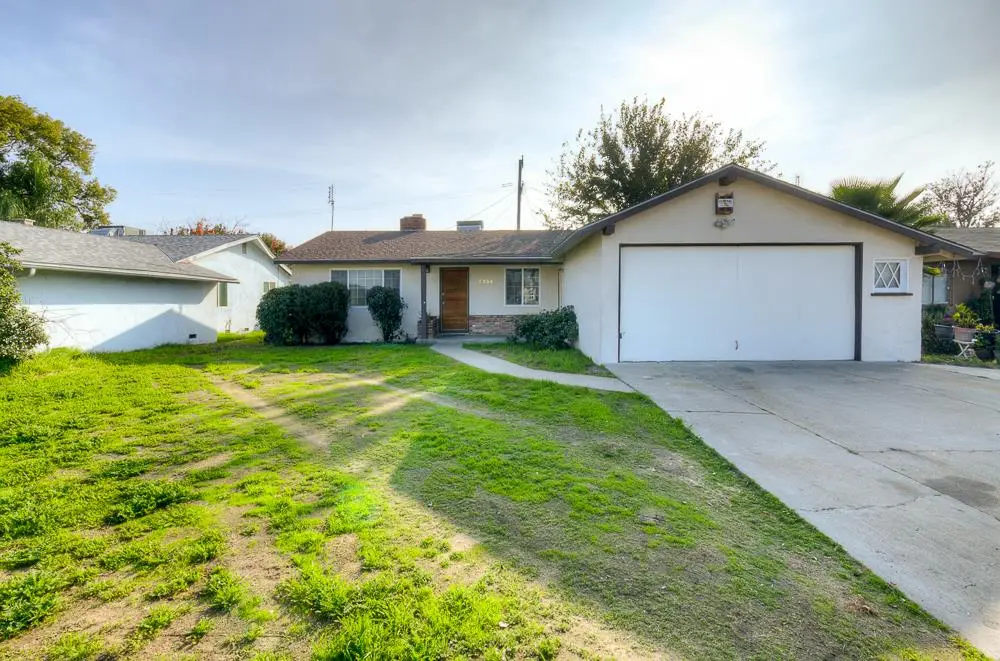 3734 E Dakota Avenue, Fresno, CA 93726 - Image #1
