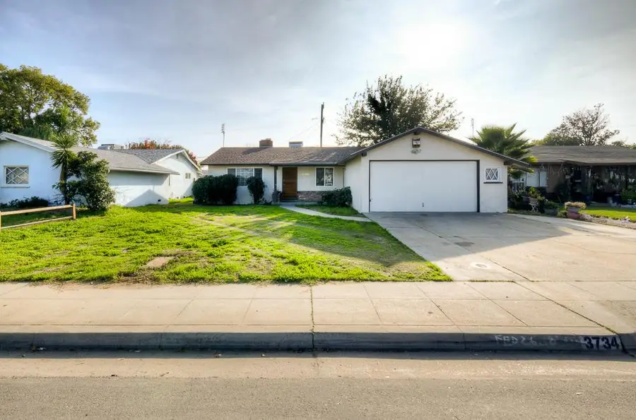 3734 E Dakota Avenue, Fresno, CA 93726 - Image #2