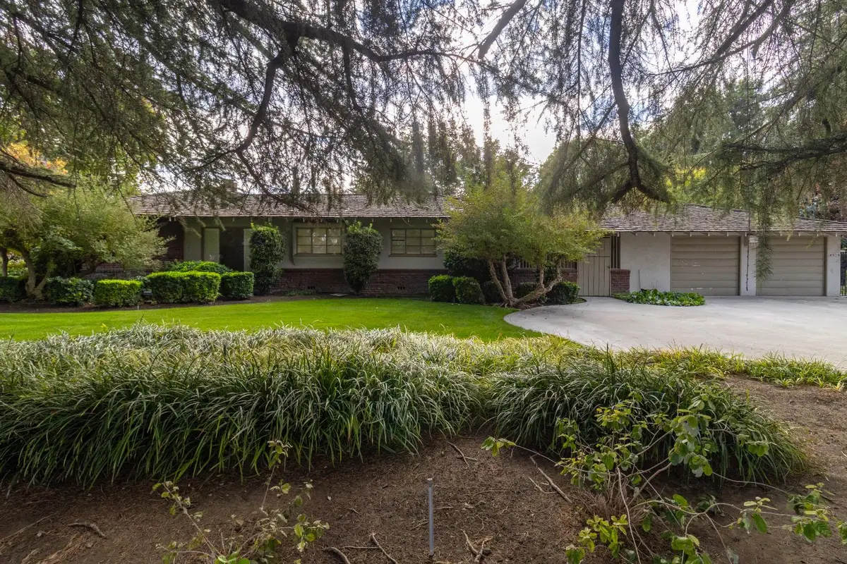5082 E Clay Avenue, Fresno, CA 93727 - Image #1