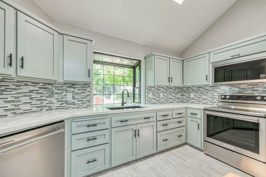 7047 N Teilman Avenue #102, Fresno, CA 93711 - Image #2