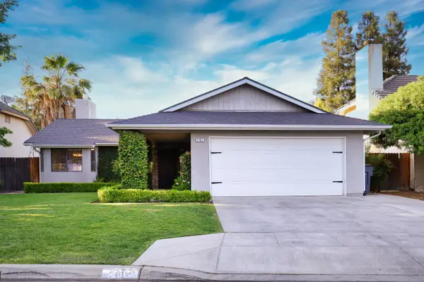 2102 E Shea Drive, Fresno, CA 93720