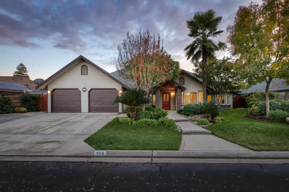550 W Bedford Avenue, Clovis, CA 93611 - Image #1
