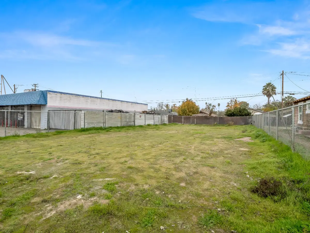 4245 E Belmont Avenue, Fresno, CA 93702 - Image #1
