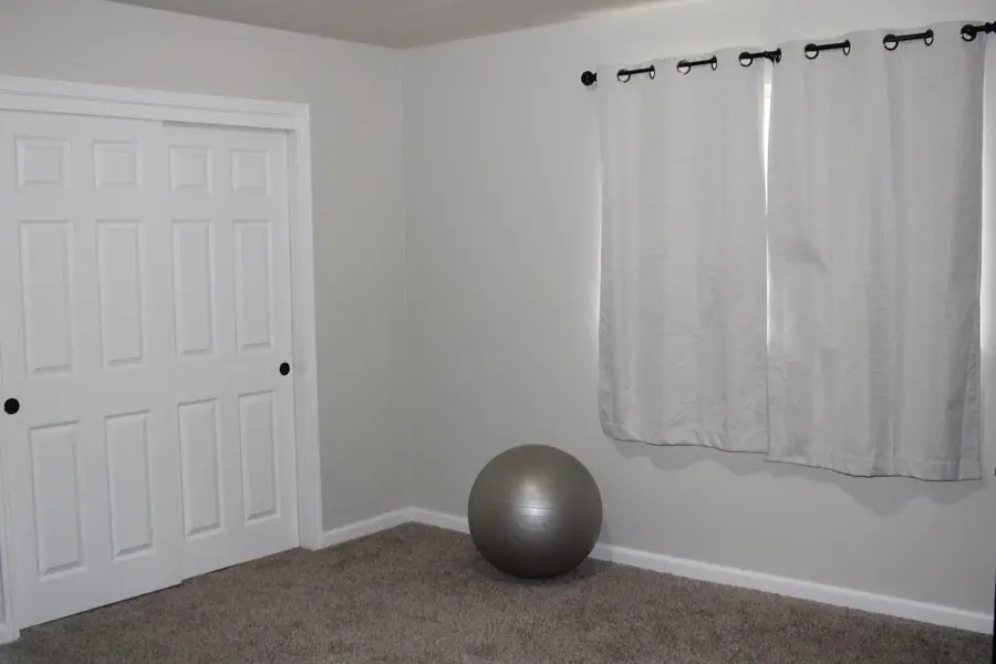 275 N Peach Avenue, Clovis, CA 93612 - Image #3