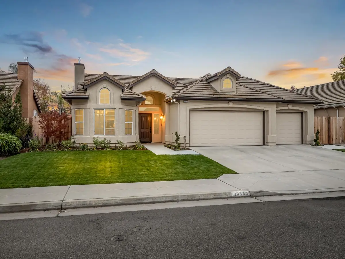 10680 N Bunkerhill Drive N, Fresno, CA 93730 - Image #1