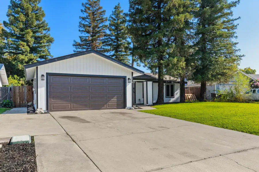 2634 N Elm Street, Visalia, CA 93291 - Image #2