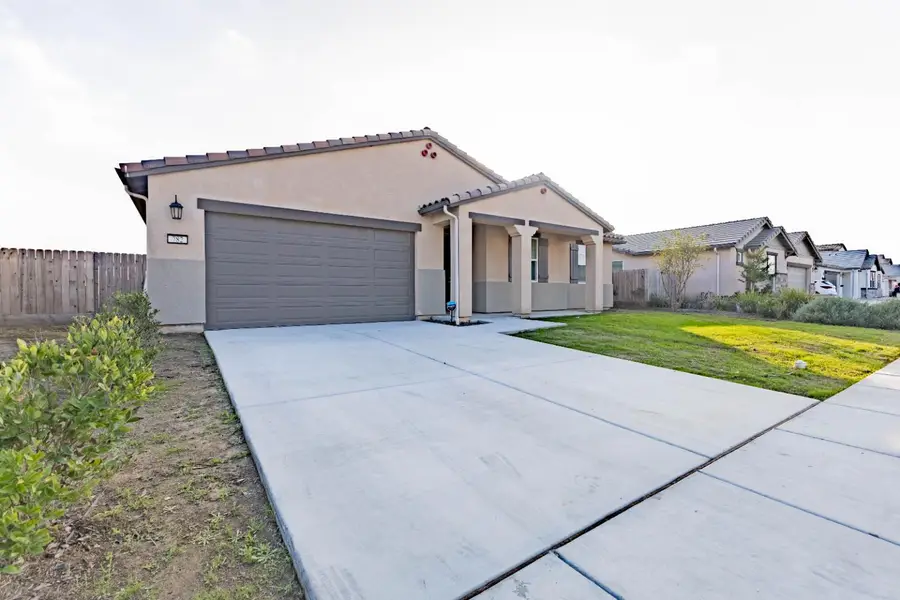 782 Skansen Street, Kingsburg, CA 93631 - Image #2