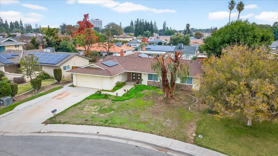 500 Friant Court, Bakersfield, CA 93309 - Image #2