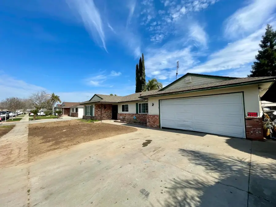 4382 N Crystal Avenue, Fresno, CA 93705 - Image #3
