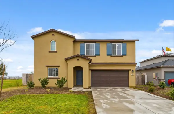 1462 W Randy Court, Fowler, CA 93625