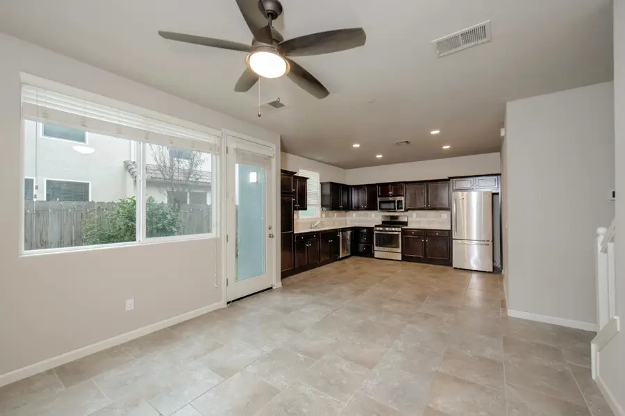 3740 Euphoria Way, Clovis, CA 93619 - Image #2