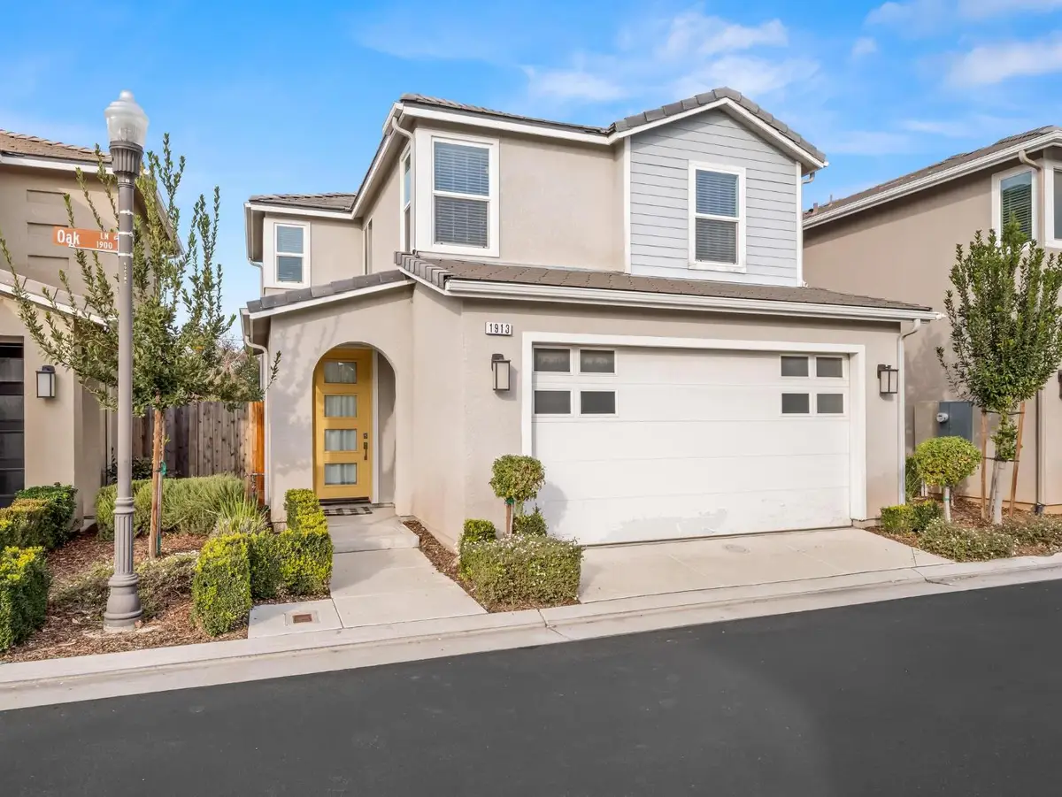 1913 Oak Lane, Clovis, CA 93619 - Image #1