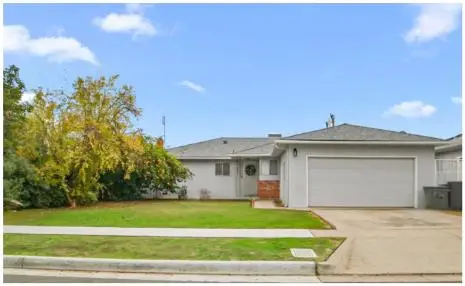 3144 E Santa Ana Avenue, Fresno, CA 93726