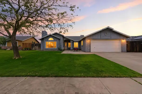 351 Barcelona Drive, Lemoore, CA 93245