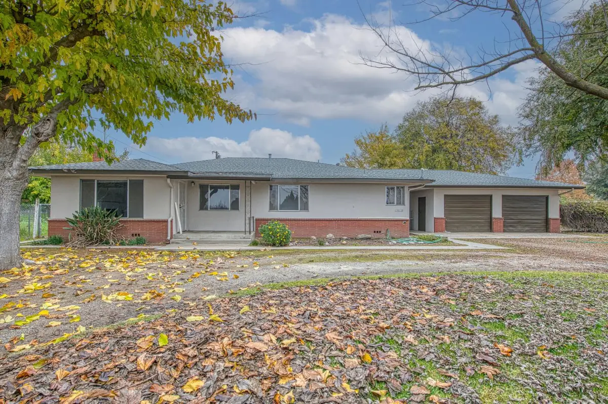 13130 S Henderson Road, Caruthers, CA 93609 - Image #1