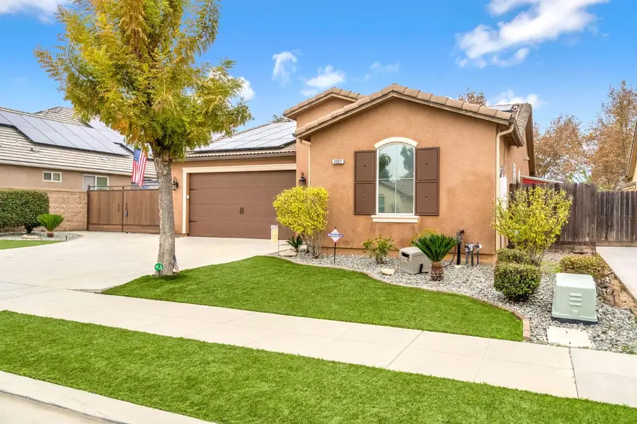 3237 Bellaire Avenue, Clovis, CA 93619 - Image #3