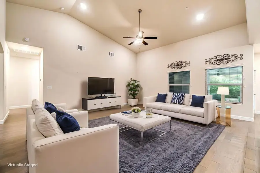 462 S Crescent Lane, Madera, CA 93636 - Image #3