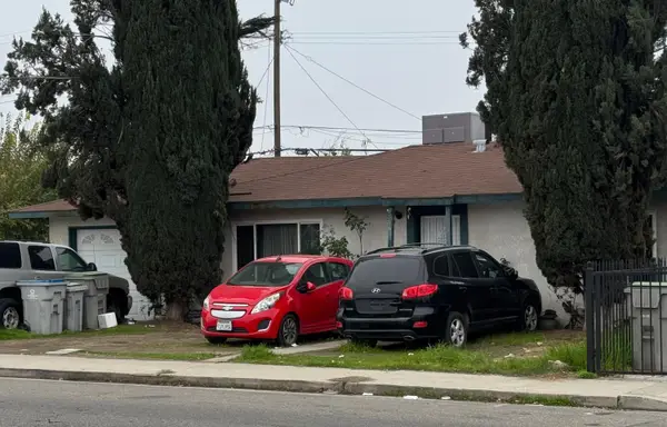 3812 E Clinton Avenue, Fresno, CA 93703