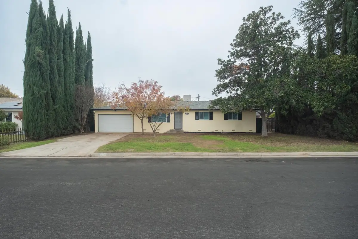 4065 N Eddy Avenue, Fresno, CA 93727 - Image #1