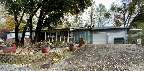 48833 Rock Point Road, Oakhurst, CA 93644