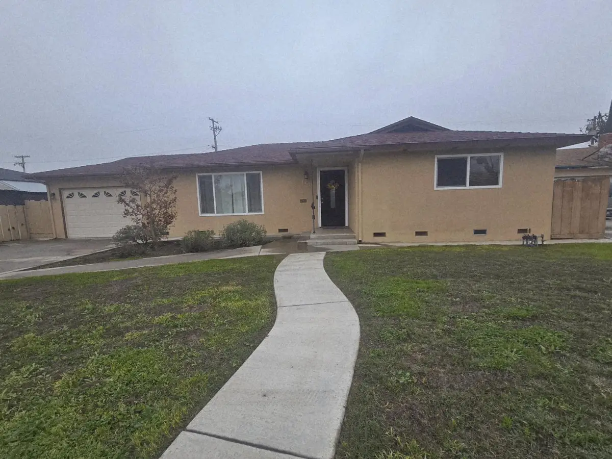 1448 E Akers Way, Dinuba, CA 93618 - Image #1