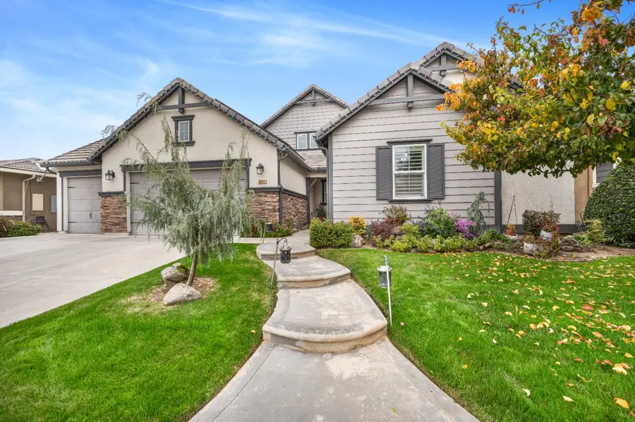 3063 Robinwood Avenue, Clovis, CA 93619 - Image #3