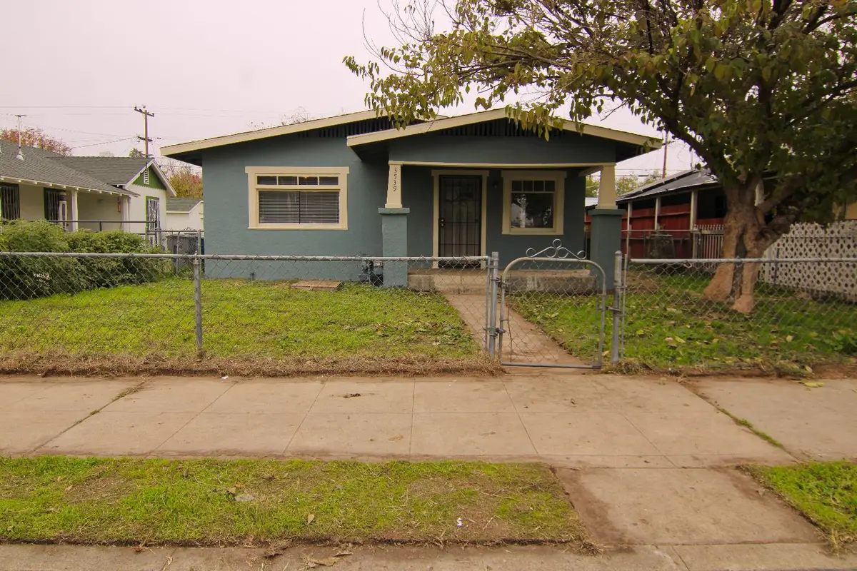 3539 E Mckenzie Avenue, Fresno, CA 93702 - Image #1