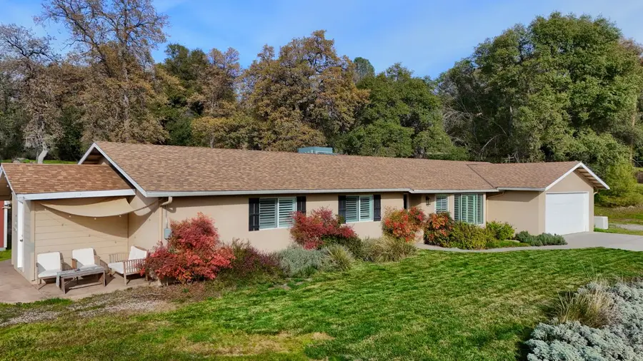 40740 Road 425a, Oakhurst, CA 93644 - Image #2