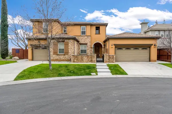 4199 N Quail Xing, Clovis, CA 93619