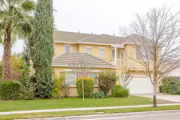 2563 Riviera Court, Tulare, CA 93274