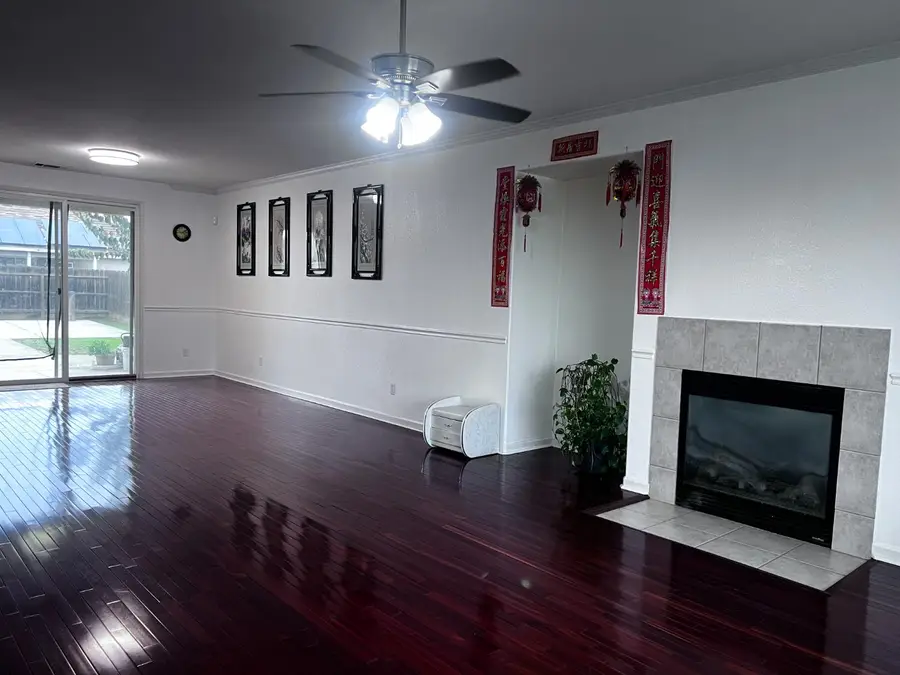 1950 W Rio Hondo Way, Hanford, CA 93230 - Image #3