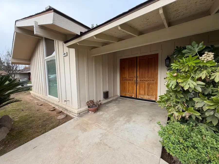 1428 W Calimyrna Avenue, Fresno, CA 93711 - Image #2