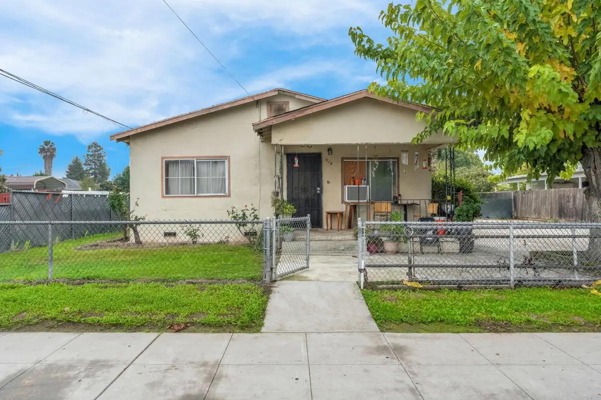 914 Clinton Street, Madera, CA 93638 - Image #1