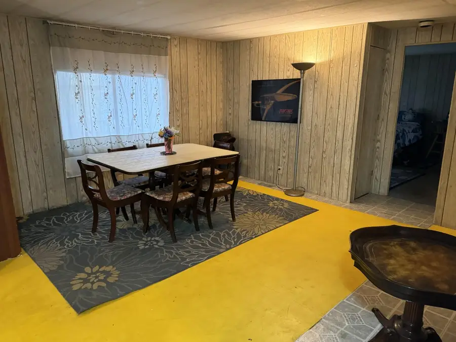 581 N Crawford Ave #41, Dinuba, CA 93618 - Image #2