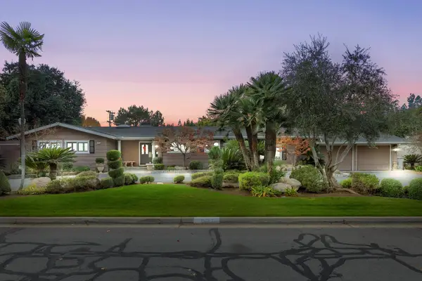 5627 N Kavanagh Avenue, Fresno, CA 93711