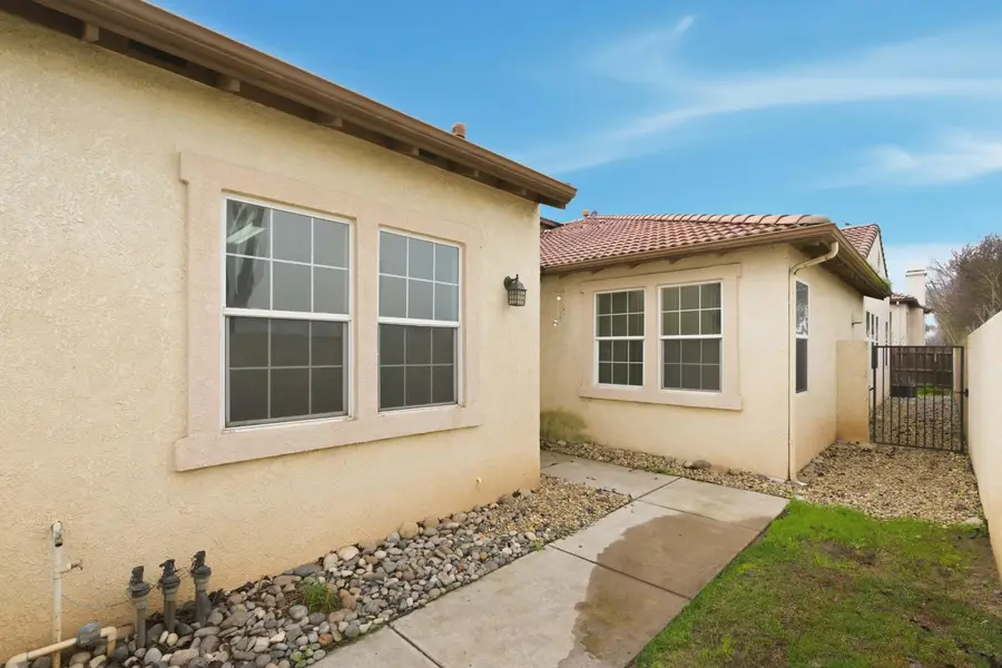 2450 Como Corte, Chowchilla, CA 93610 - Image #3