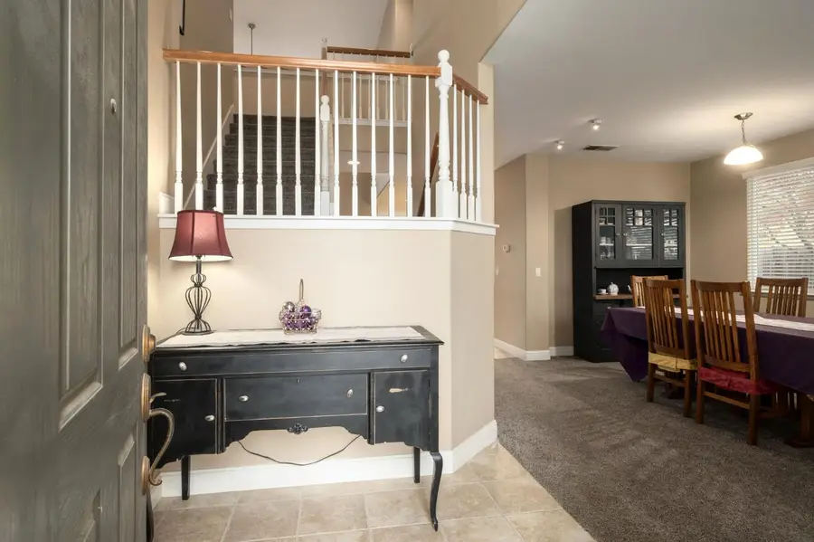 775 S Michelle Avenue, Kerman, CA 93630 - Image #3