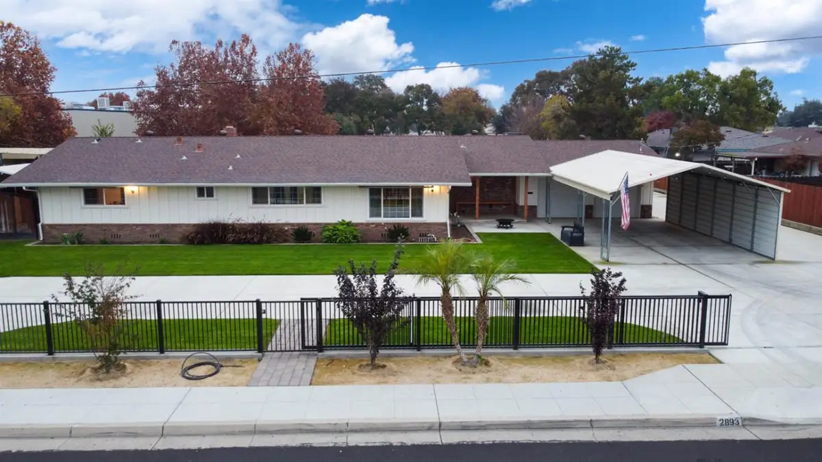 2893 Helm Avenue, Clovis, CA 93612 - Image #1