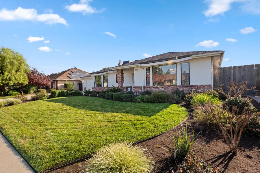 1673 E Cromwell Avenue, Fresno, CA 93720 - Image #3