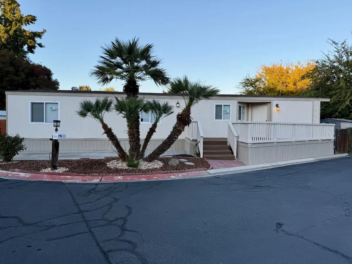 9360 N Blackstone Ave #112, Fresno, CA 93720 - Image #1