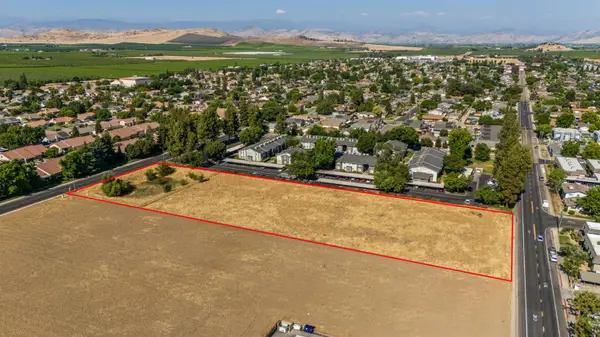 0 E Sequoia Drive, Dinuba, CA 93618