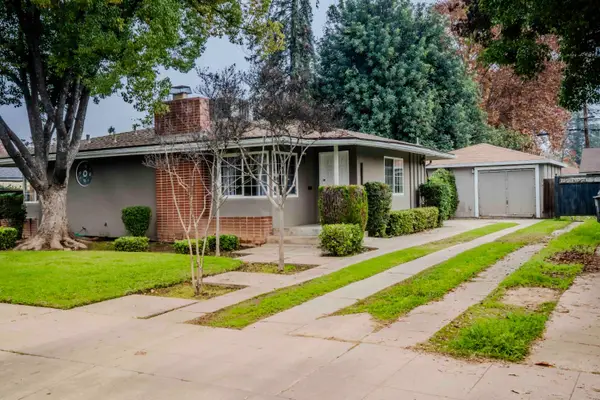 2426 N Adoline Avenue, Fresno, CA 93705