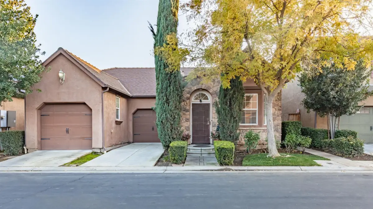 3664 Vermont Lane, Clovis, CA 93619 - Image #1