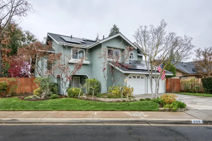 809 E Catalina Circle, Fresno, CA 93730 - Image #3