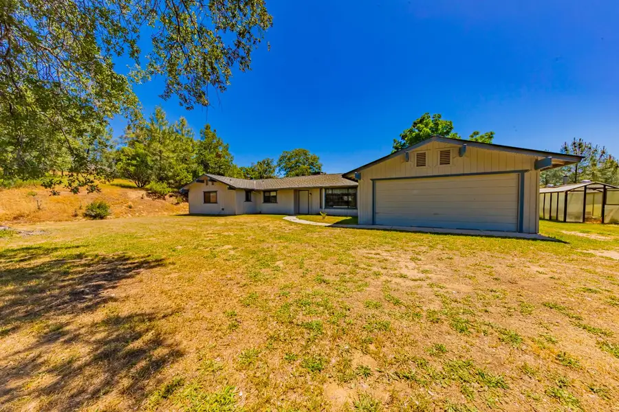 47457 Road 620, Oakhurst, CA 93644 - Image #2