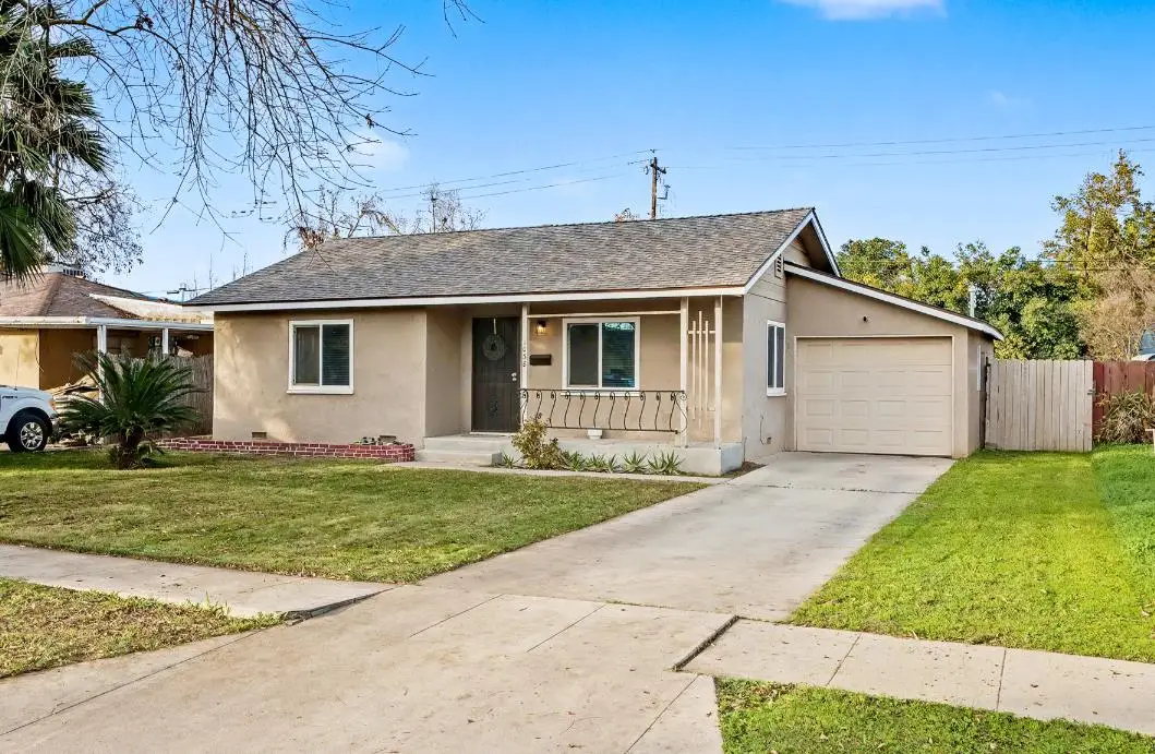 1038 W Cortland Avenue, Fresno, CA 93705 - Image #1