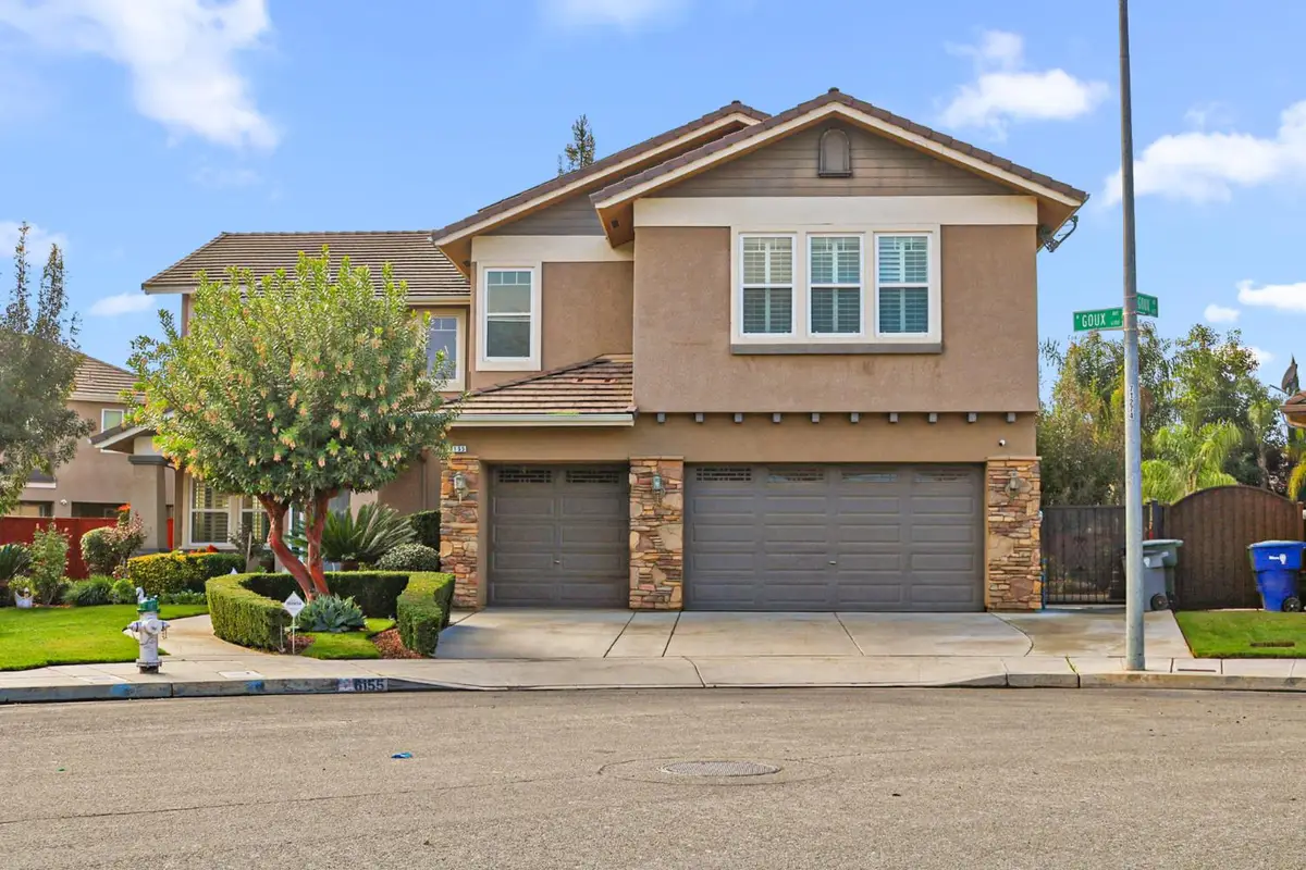 6155 W Goux Avenue, Fresno, CA 93722 - Image #1